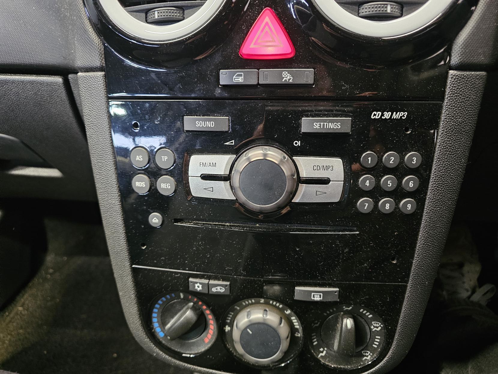 Vauxhall Corsa 1.2 16V Limited Edition Hatchback 3dr Petrol Manual Euro 5 (85 ps)