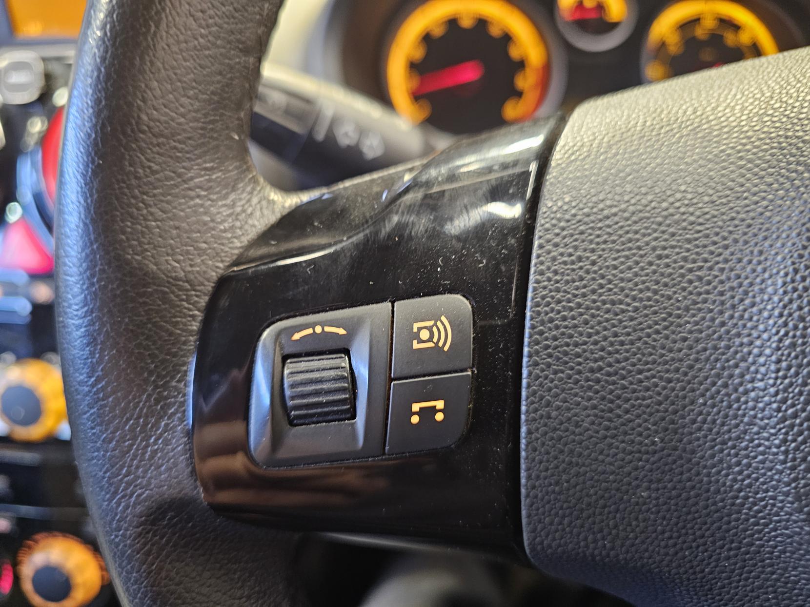 Vauxhall Corsa 1.2 16V Limited Edition Hatchback 3dr Petrol Manual Euro 5 (85 ps)