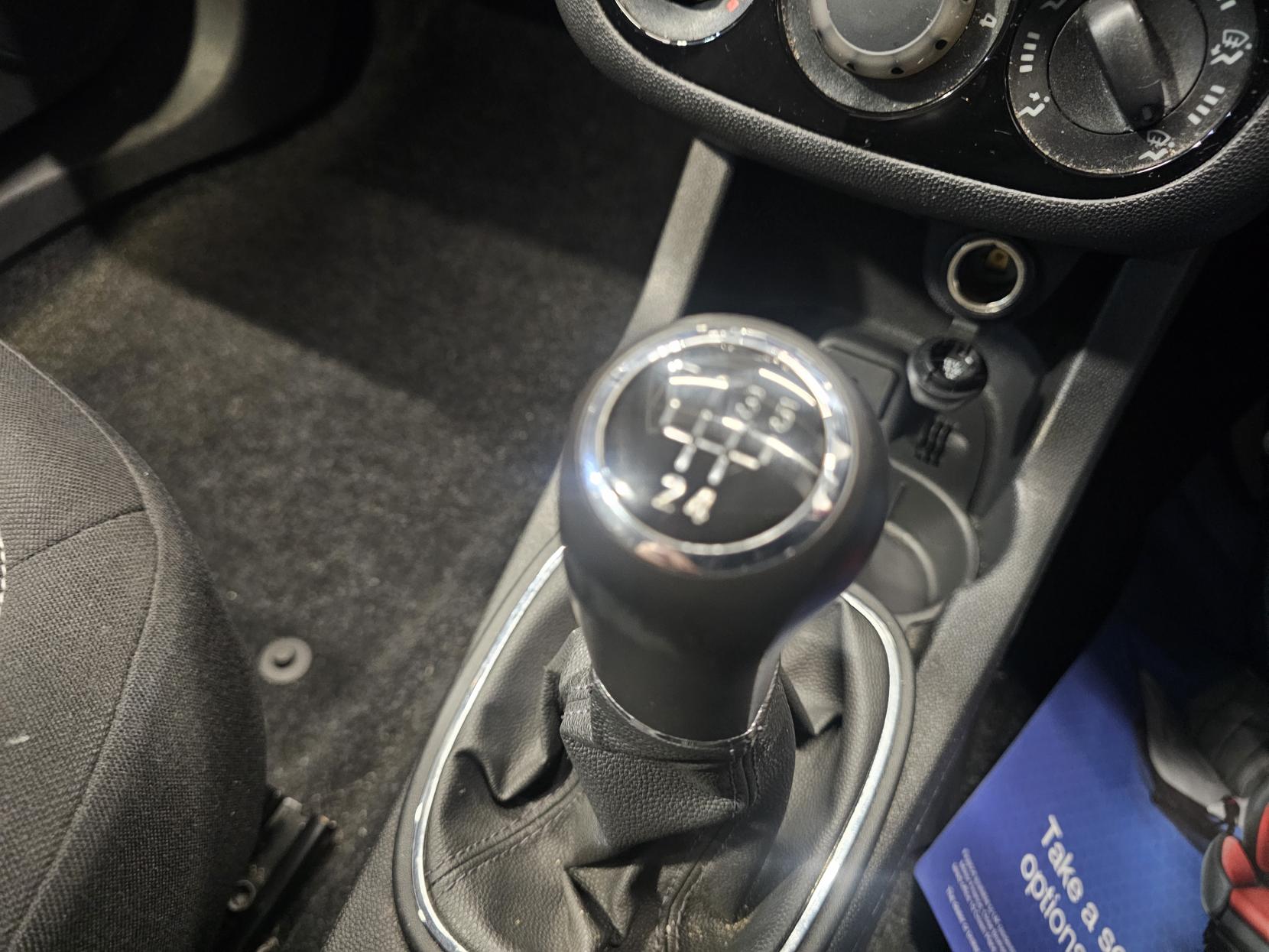 Vauxhall Corsa 1.2 16V Limited Edition Hatchback 3dr Petrol Manual Euro 5 (85 ps)