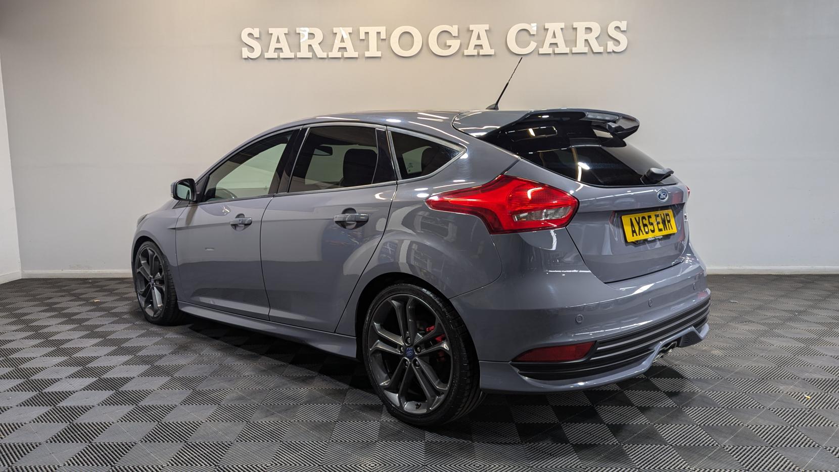 Ford Focus 2.0 TDCi ST-3 Hatchback 5dr Diesel Manual Euro 6 (s/s) (185 ps)