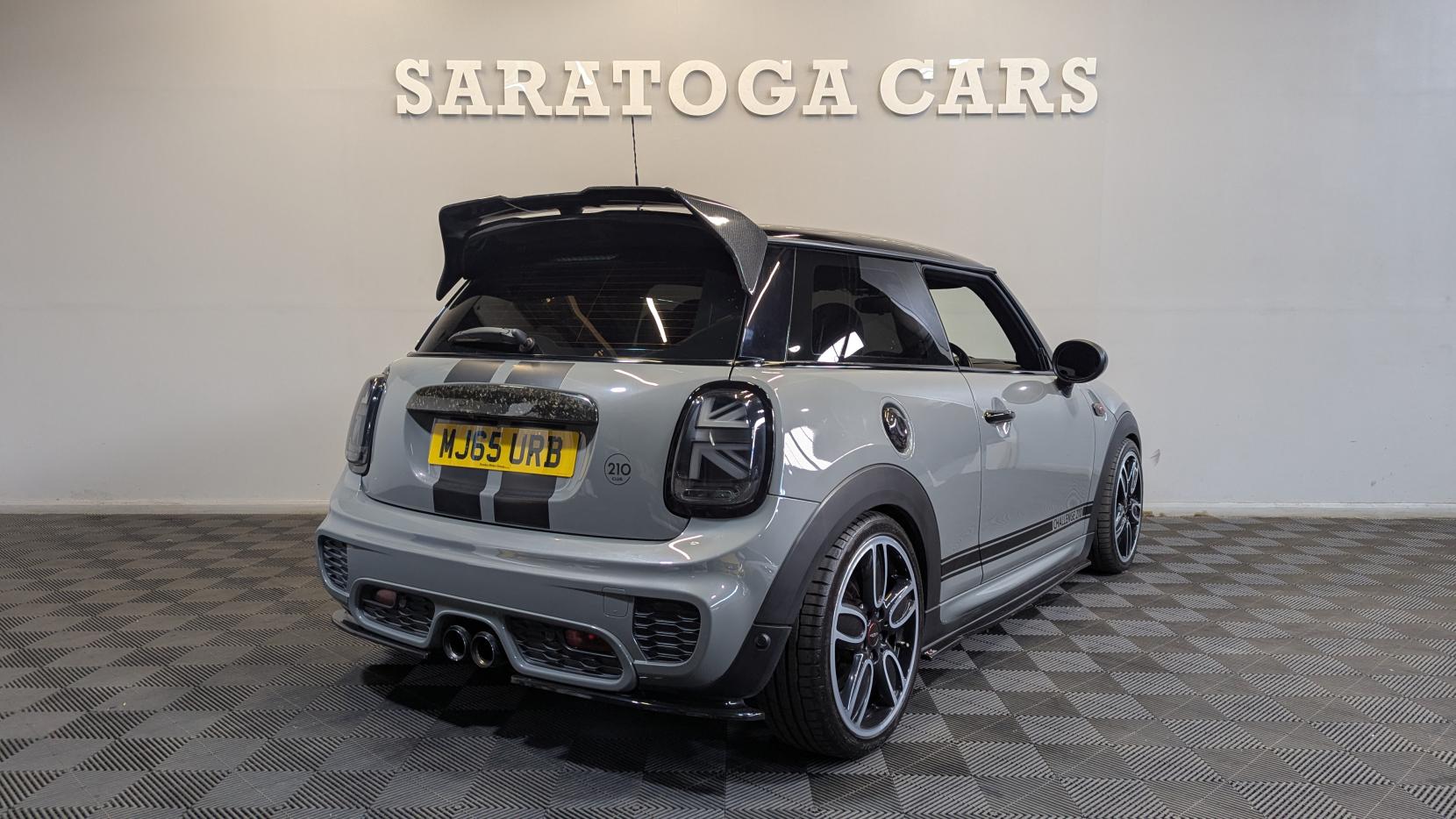 MINI Hatch 2.0 Challenge 210 Hatchback 3dr Petrol Manual Euro 6 (s/s) (210 ps)