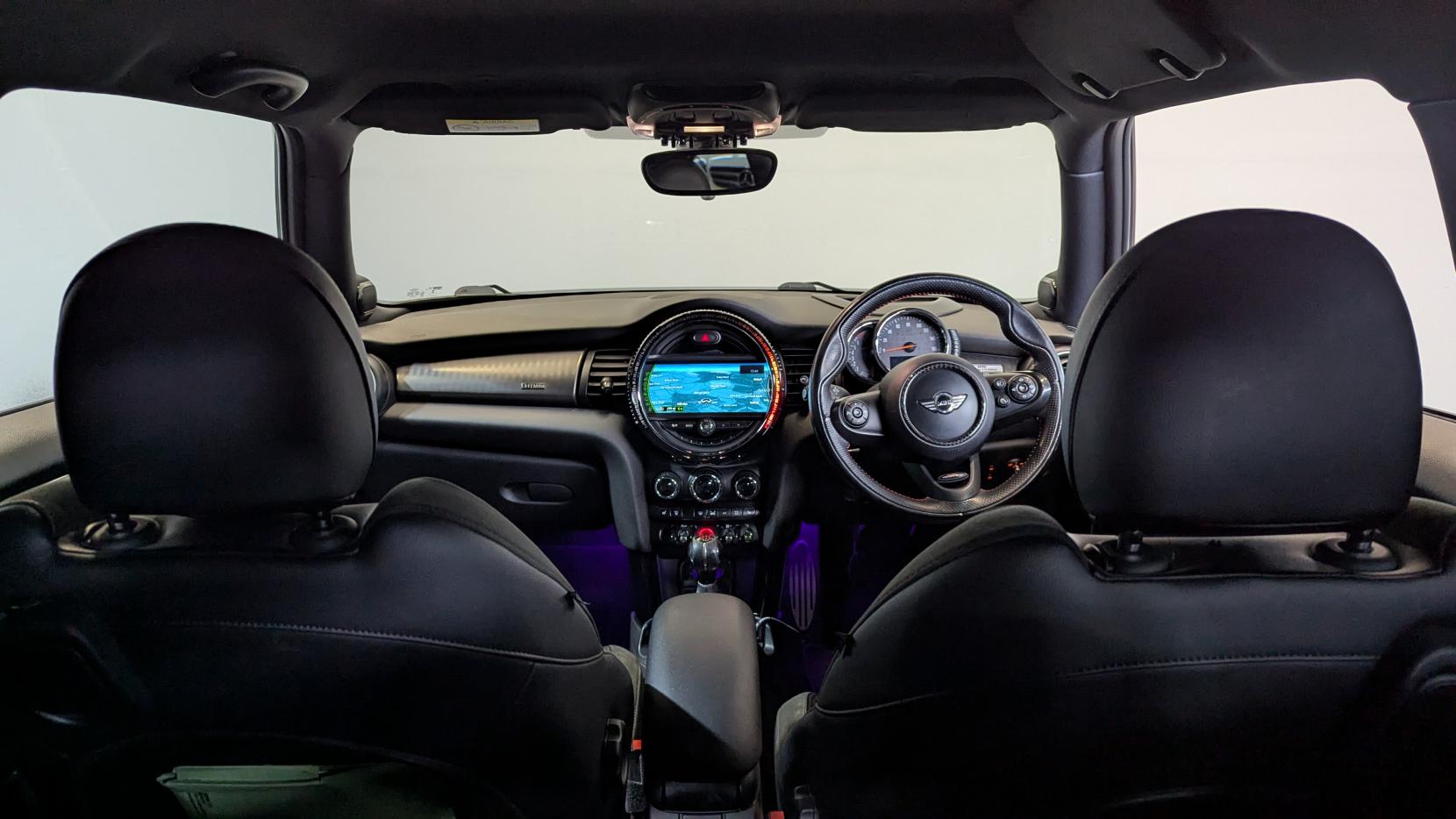 MINI Hatch 2.0 Challenge 210 Hatchback 3dr Petrol Manual Euro 6 (s/s) (210 ps)