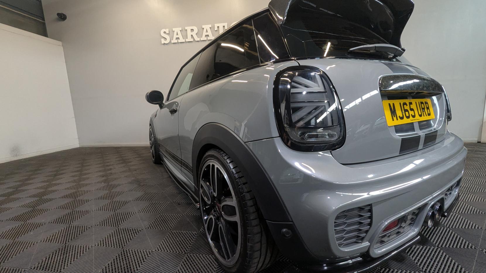 MINI Hatch 2.0 Challenge 210 Hatchback 3dr Petrol Manual Euro 6 (s/s) (210 ps)