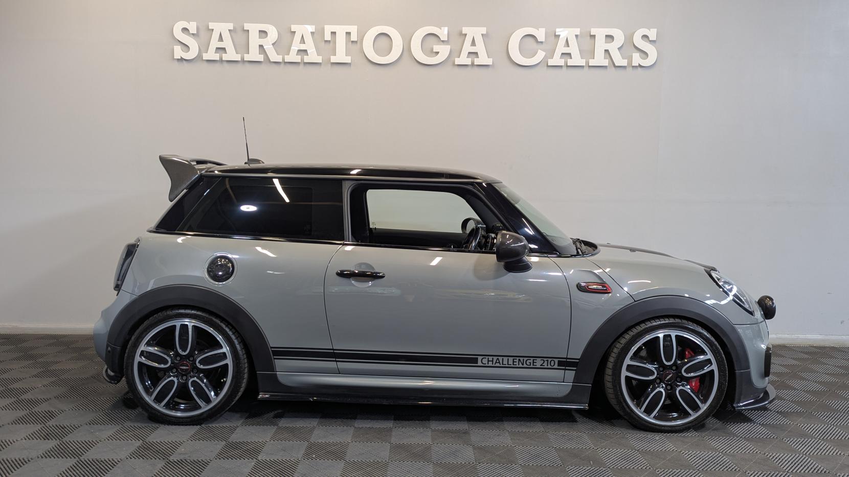 MINI Hatch 2.0 Challenge 210 Hatchback 3dr Petrol Manual Euro 6 (s/s) (210 ps)
