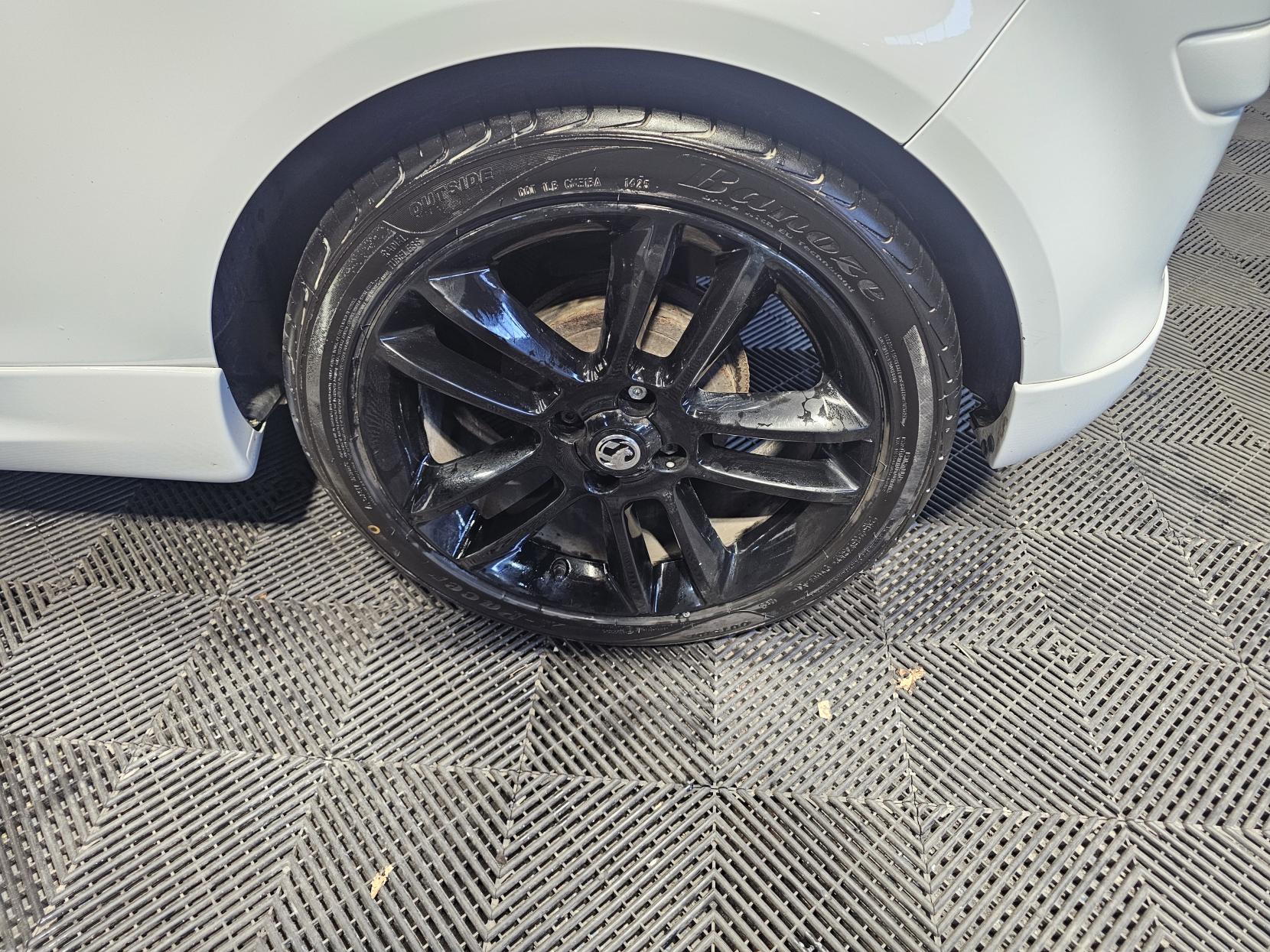 Vauxhall Corsa 1.2 16V Limited Edition Hatchback 3dr Petrol Manual Euro 5 (85 ps)