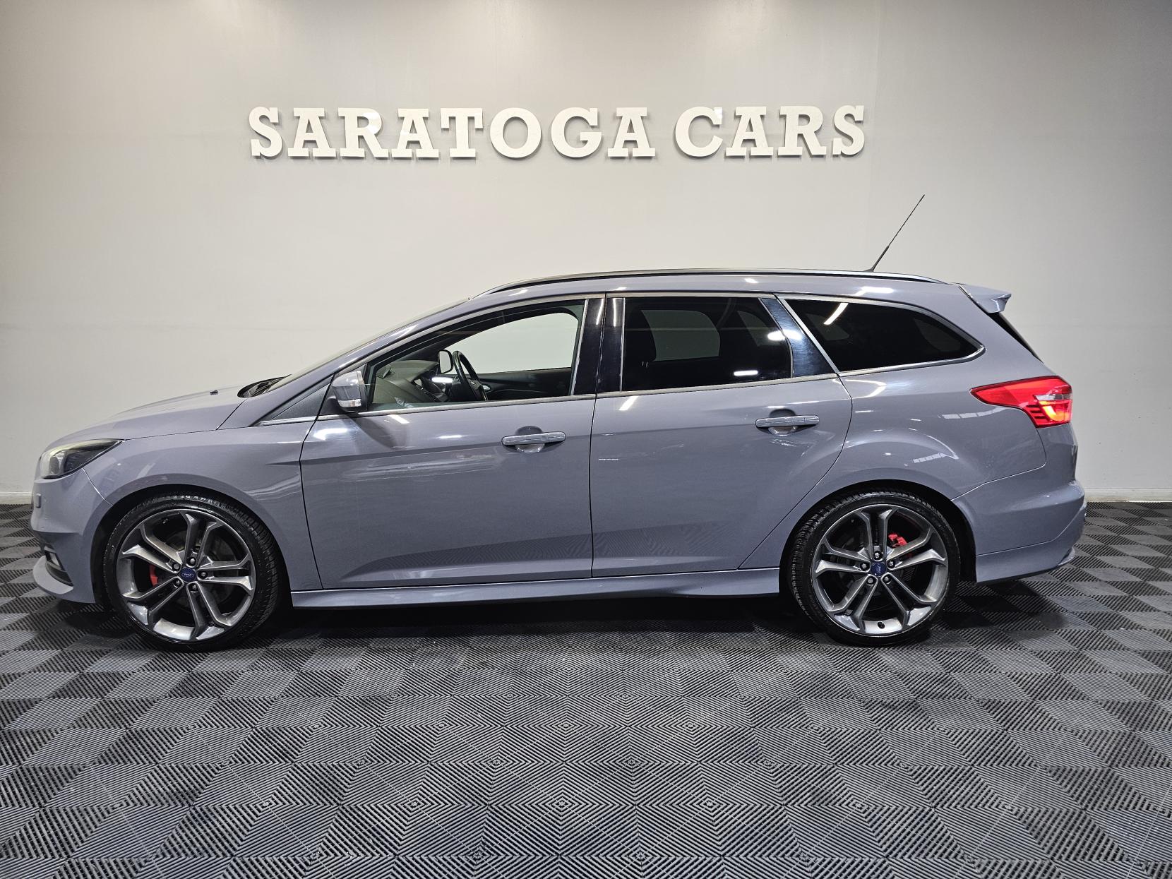 Ford Focus 2.0T EcoBoost ST-3 Estate 5dr Petrol Manual Euro 6 (s/s) (250 ps)