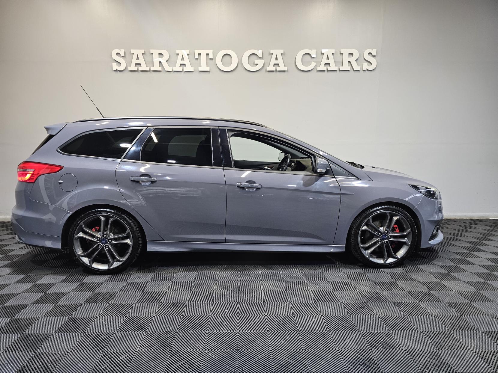 Ford Focus 2.0T EcoBoost ST-3 Estate 5dr Petrol Manual Euro 6 (s/s) (250 ps)