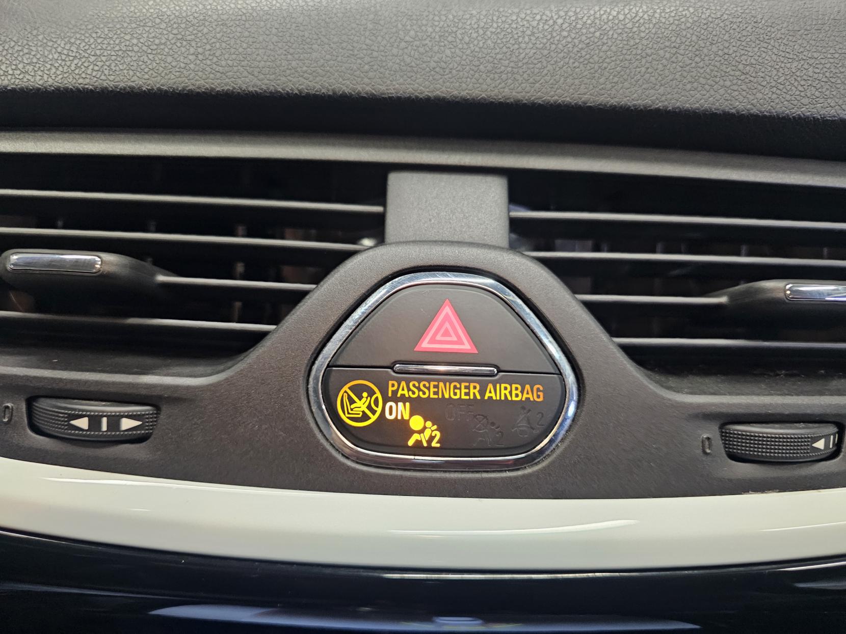 Vauxhall Corsa 1.4i ecoTEC Limited Edition Hatchback 3dr Petrol Manual Euro 6 (90 ps)