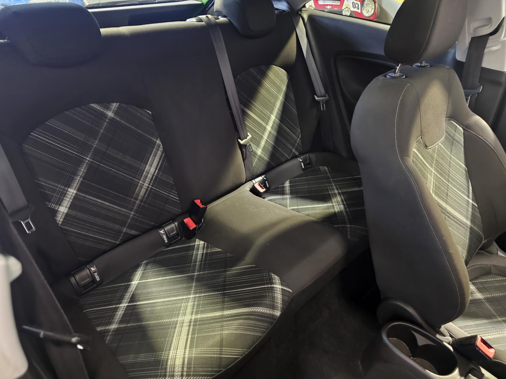 Vauxhall Corsa 1.4i ecoTEC Limited Edition Hatchback 3dr Petrol Manual Euro 6 (90 ps)