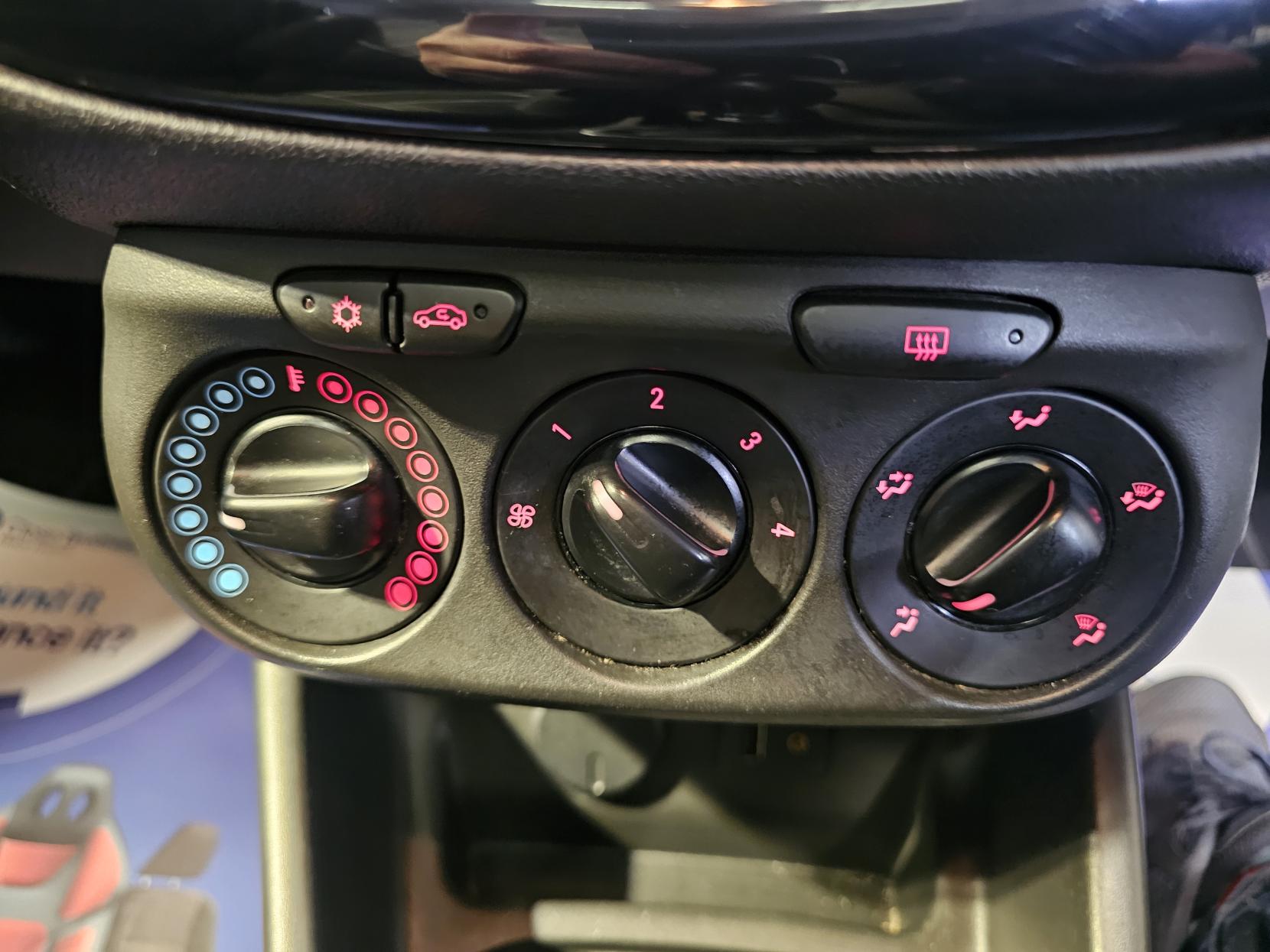 Vauxhall Corsa 1.4i ecoTEC Limited Edition Hatchback 3dr Petrol Manual Euro 6 (90 ps)