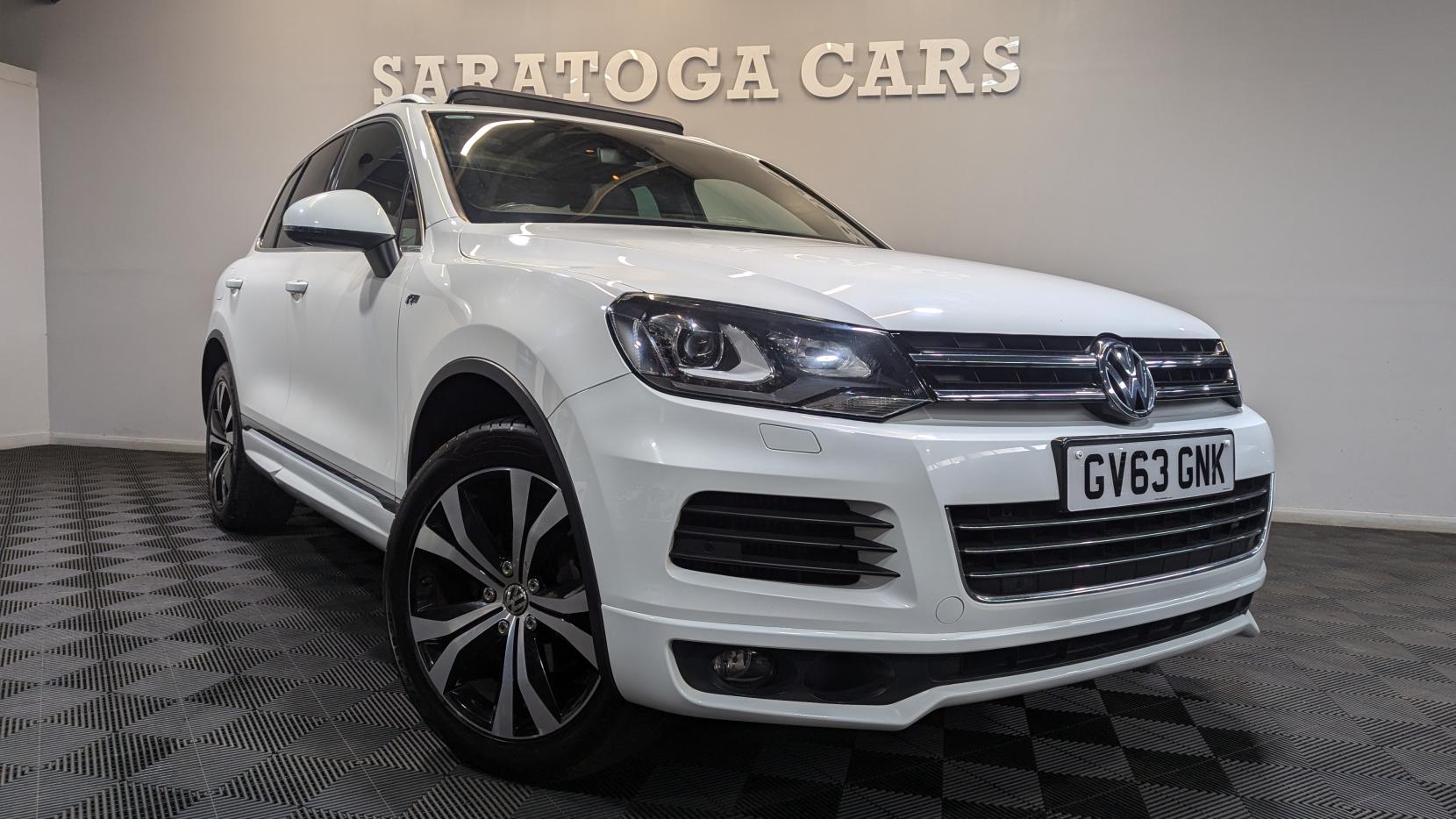 Volkswagen Touareg 3.0 TDI V6 BlueMotion Tech R-Line SUV 5dr Diesel Tiptronic 4WD Euro 5 (s/s) (245 ps)