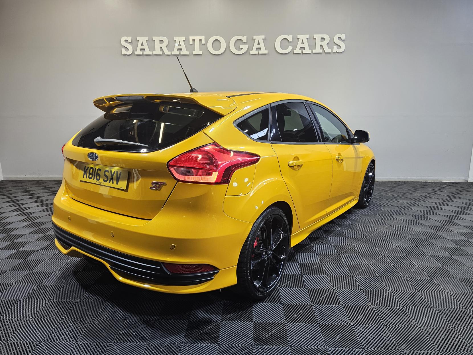 Ford Focus 2.0T EcoBoost ST-3 Hatchback 5dr Petrol Manual Euro 6 (s/s) (250 ps)