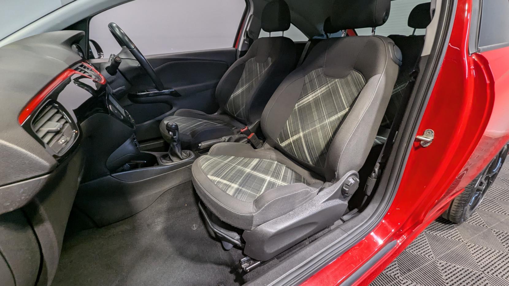 Vauxhall Corsa 1.4i ecoTEC Limited Edition Hatchback 3dr Petrol Manual Euro 6 (90 ps)
