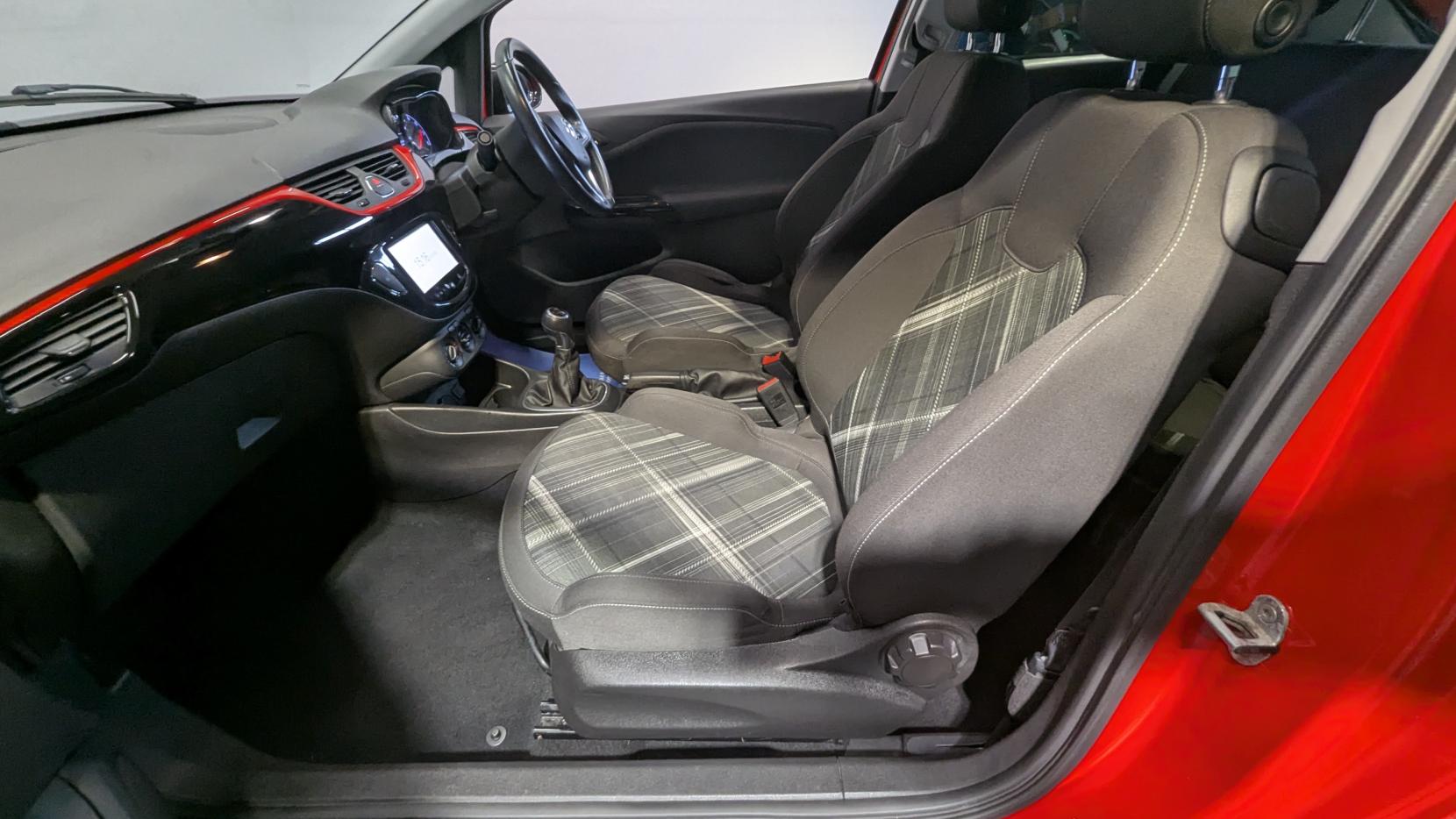 Vauxhall Corsa 1.4i ecoTEC Limited Edition Hatchback 3dr Petrol Manual Euro 6 (90 ps)