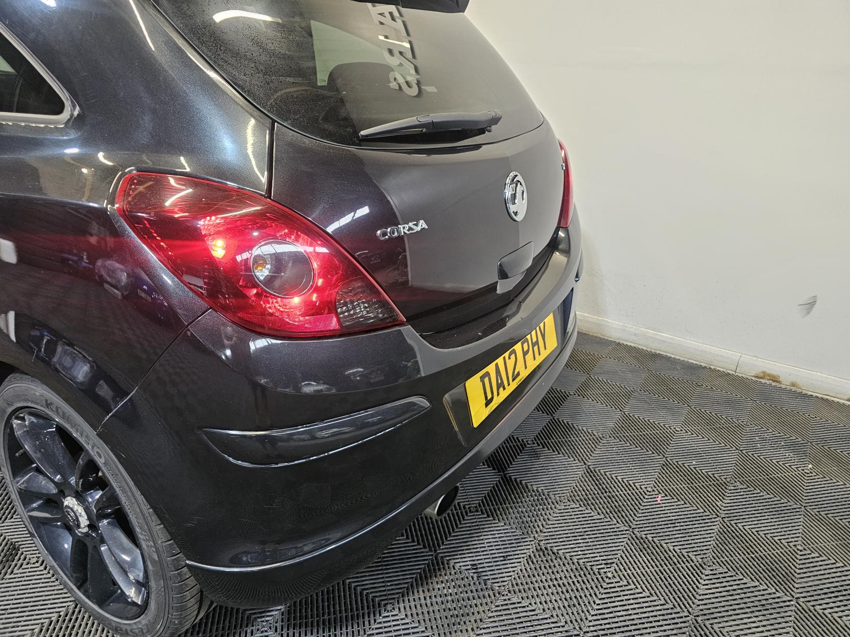Vauxhall Corsa 1.2 16V Limited Edition Hatchback 3dr Petrol Manual Euro 5 (85 ps)
