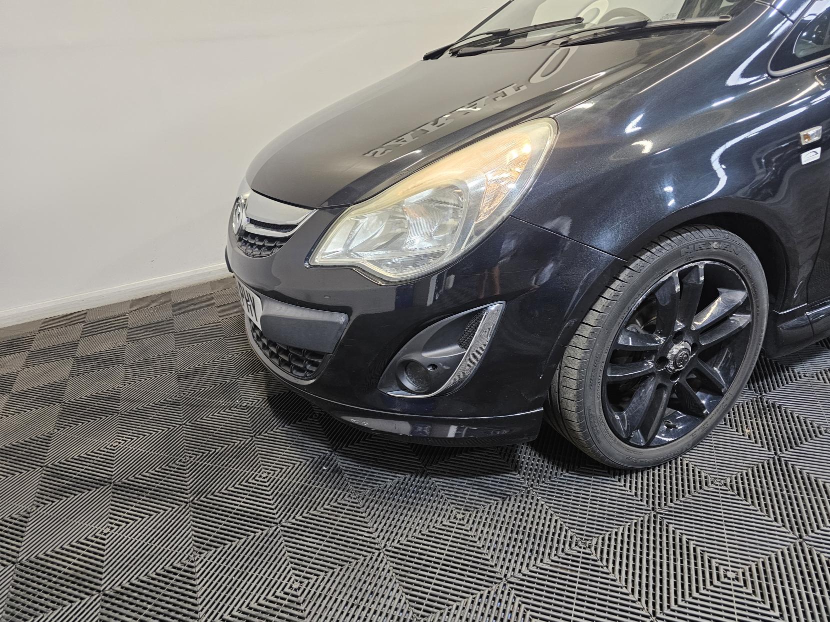 Vauxhall Corsa 1.2 16V Limited Edition Hatchback 3dr Petrol Manual Euro 5 (85 ps)