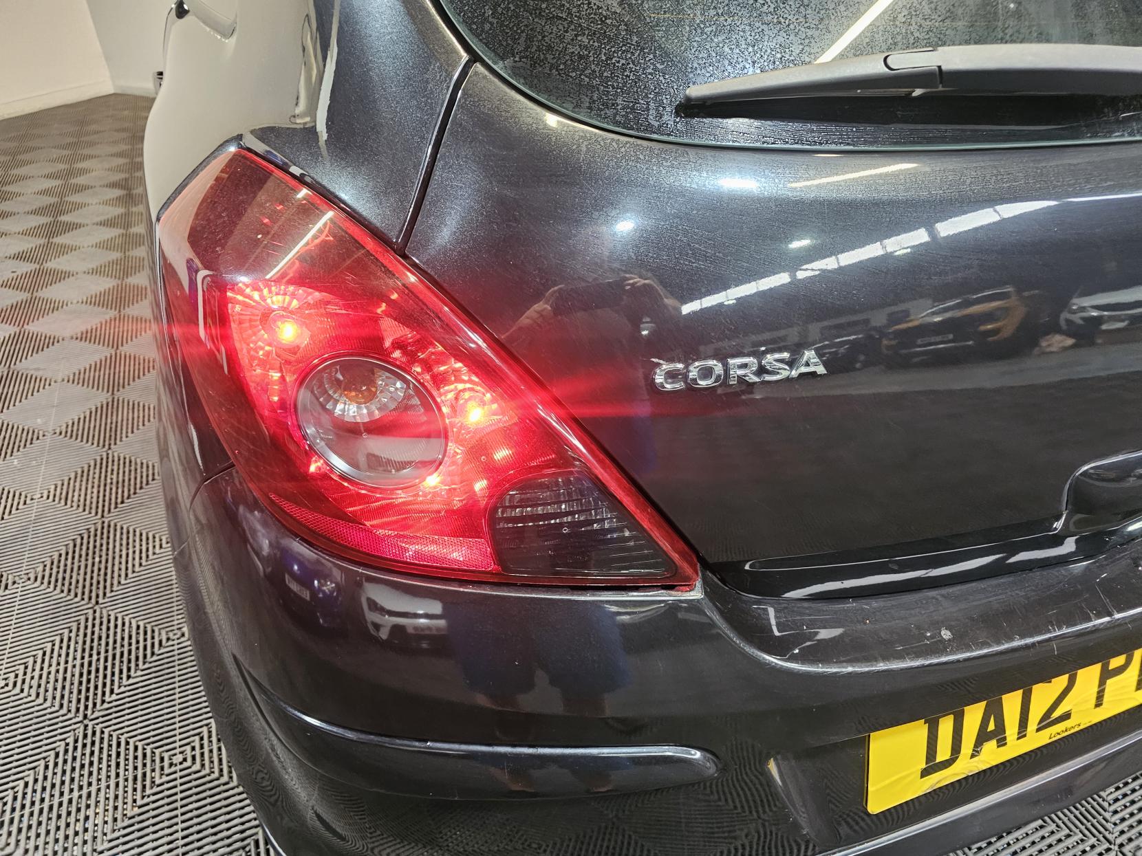Vauxhall Corsa 1.2 16V Limited Edition Hatchback 3dr Petrol Manual Euro 5 (85 ps)