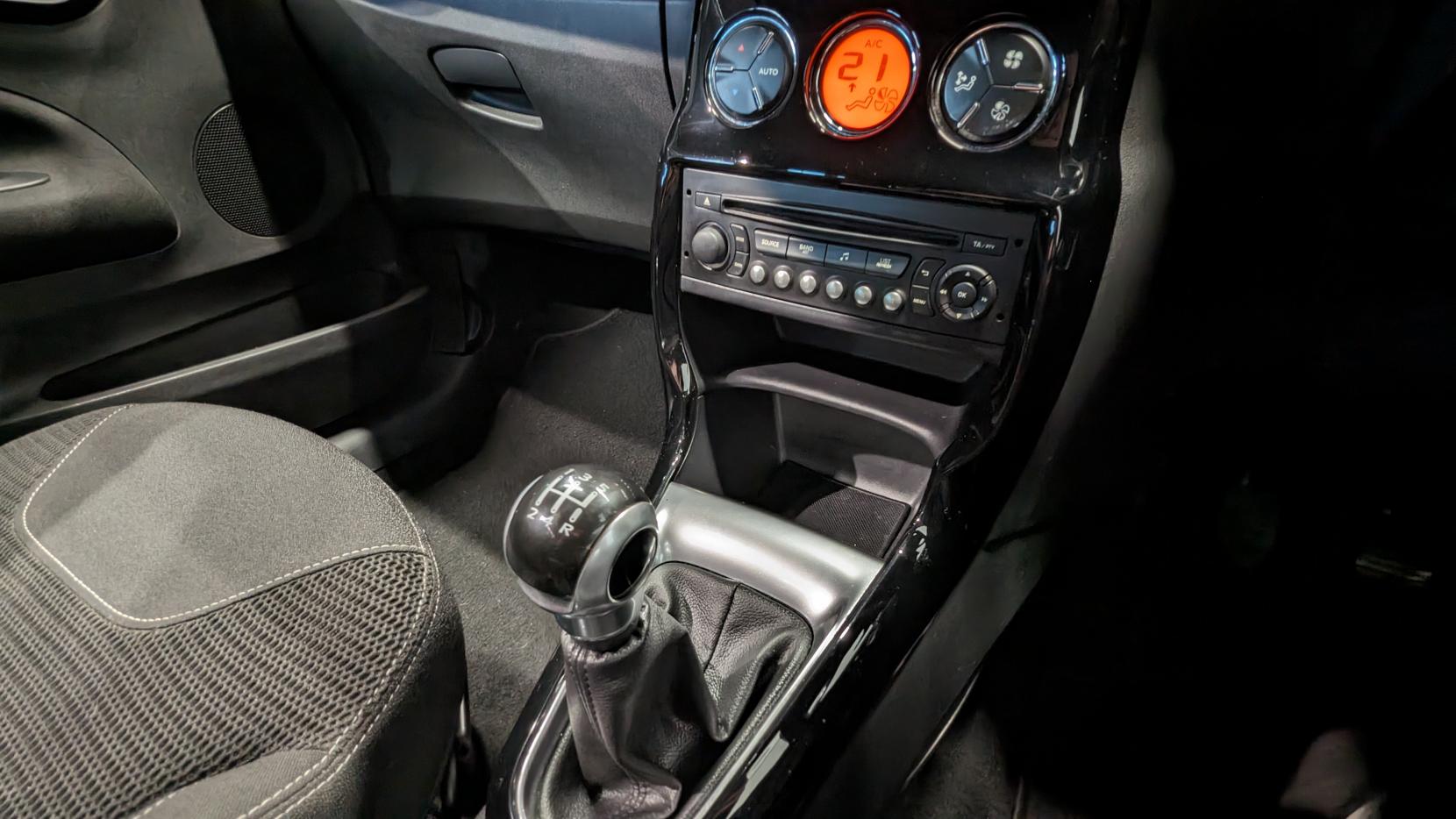 Citroen DS3 1.6 VTi DStyle Plus Hatchback 3dr Petrol Manual Euro 5 (120 ps)