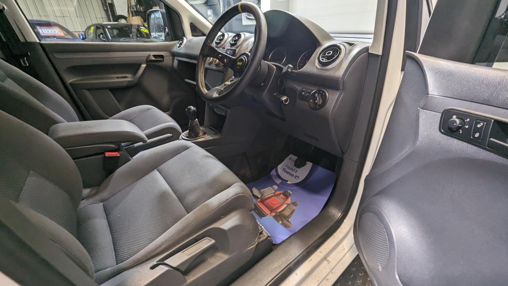 Volkswagen Caddy 1.6 TDI BlueMotion Tech C20 Panel Van 4dr Diesel Manual L1 H1 (101 bhp)