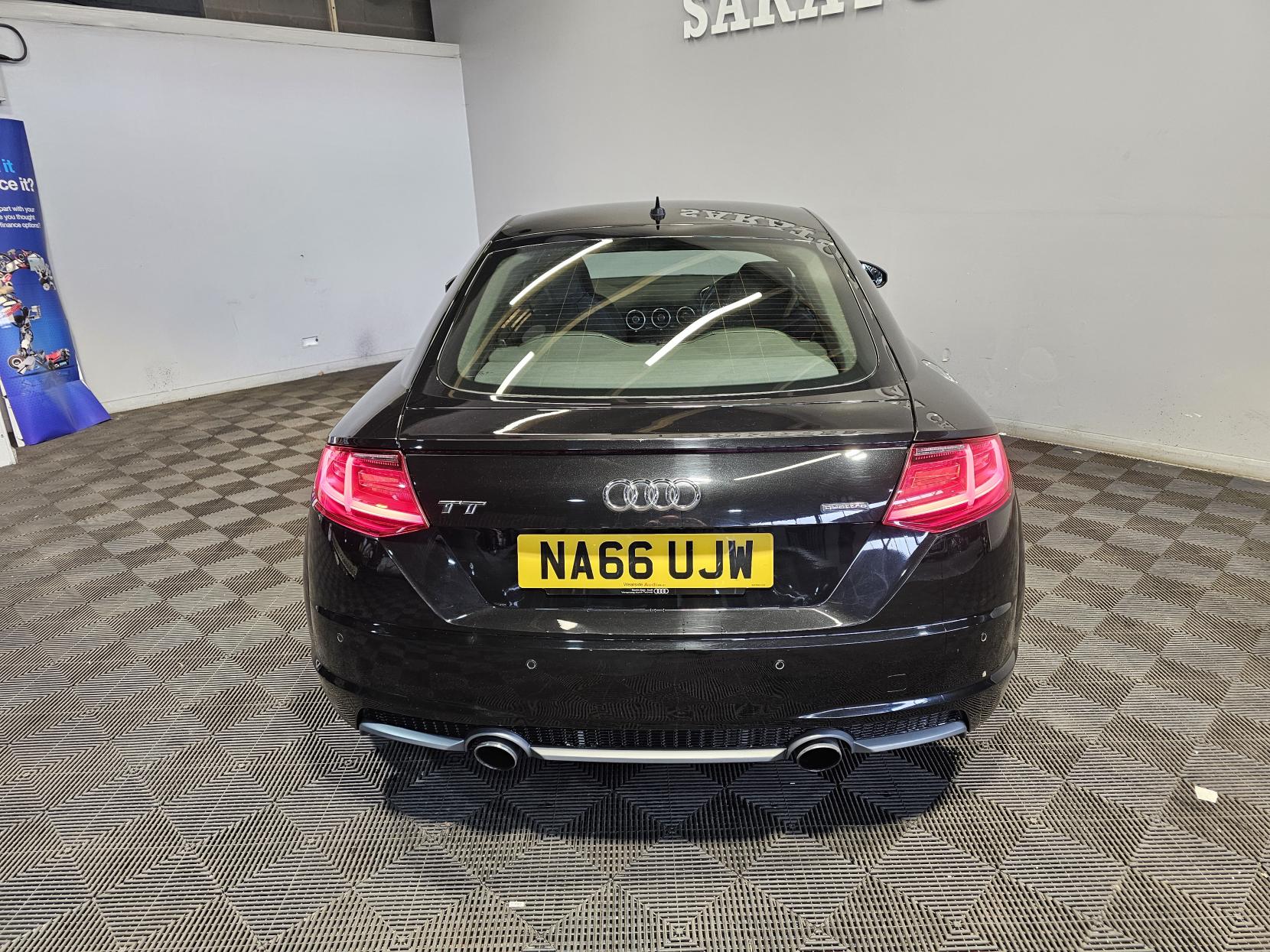 Audi TT 2.0 TFSI S line Coupe 3dr Petrol S Tronic quattro Euro 6 (s/s) (230 ps)