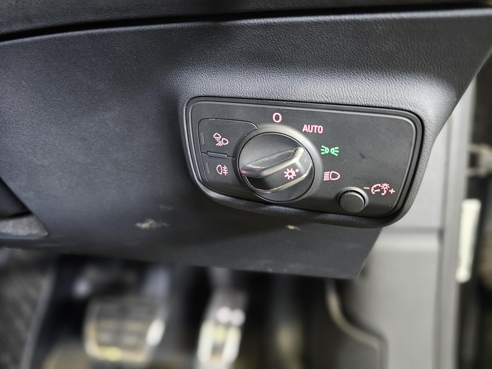 Audi TT 2.0 TFSI S line Coupe 3dr Petrol S Tronic quattro Euro 6 (s/s) (230 ps)