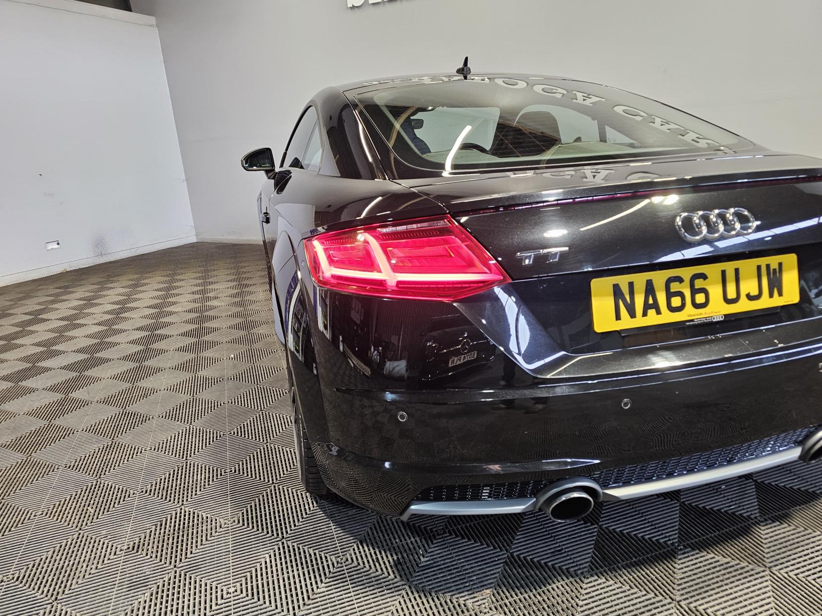 Audi TT 2.0 TFSI S line Coupe 3dr Petrol S Tronic quattro Euro 6 (s/s) (230 ps)