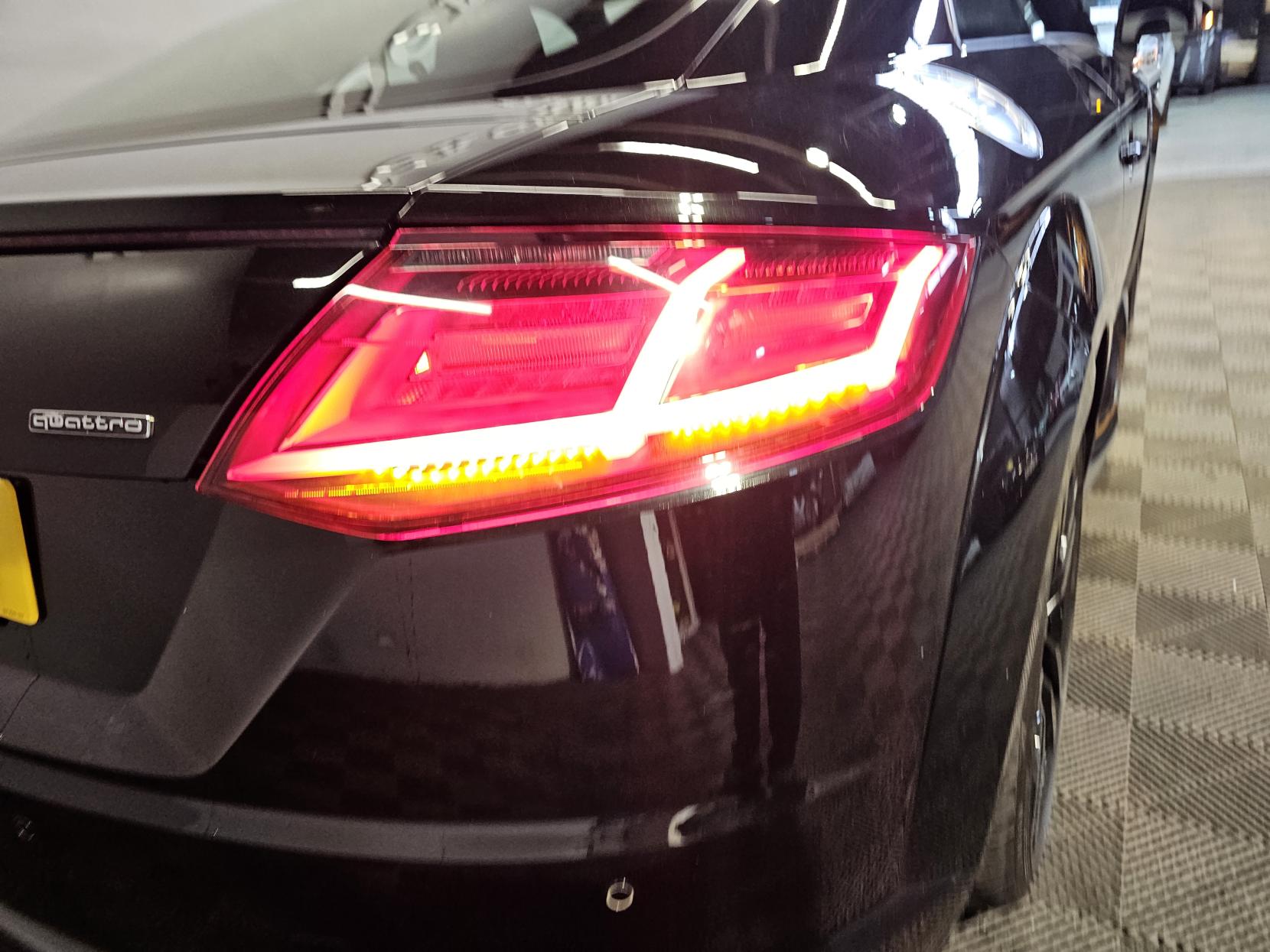 Audi TT 2.0 TFSI S line Coupe 3dr Petrol S Tronic quattro Euro 6 (s/s) (230 ps)