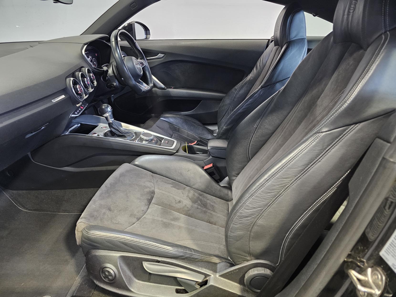 Audi TT 2.0 TFSI S line Coupe 3dr Petrol S Tronic quattro Euro 6 (s/s) (230 ps)