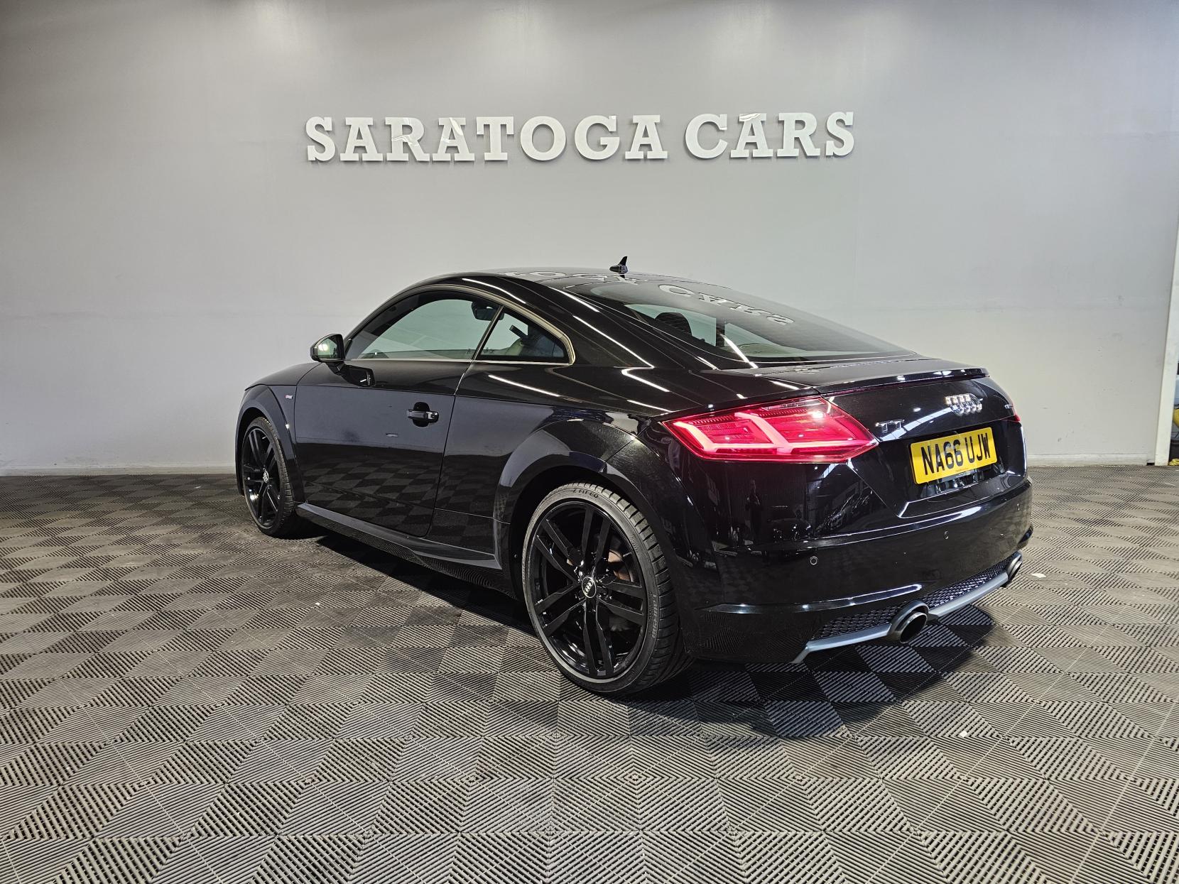 Audi TT 2.0 TFSI S line Coupe 3dr Petrol S Tronic quattro Euro 6 (s/s) (230 ps)