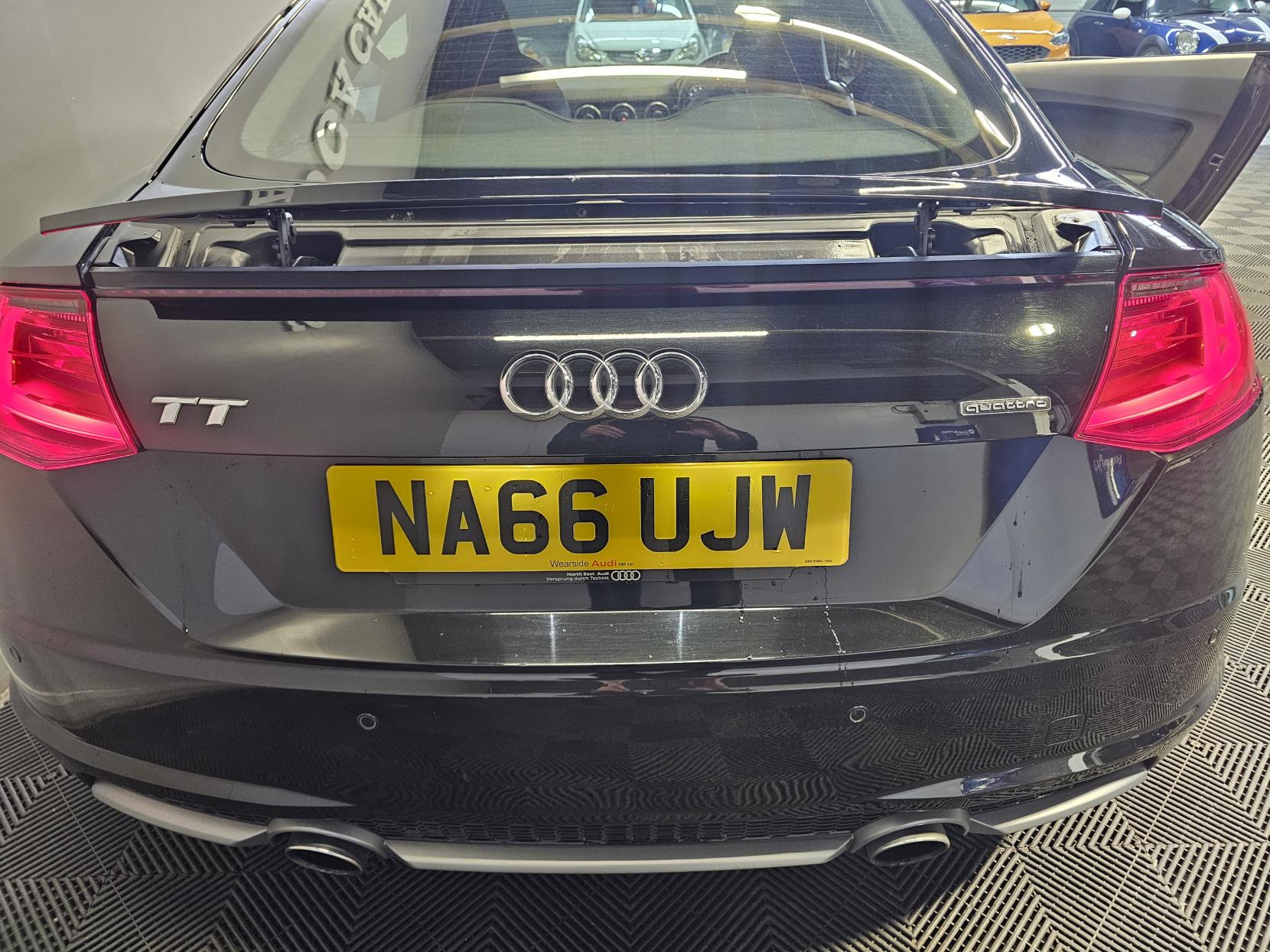 Audi TT 2.0 TFSI S line Coupe 3dr Petrol S Tronic quattro Euro 6 (s/s) (230 ps)