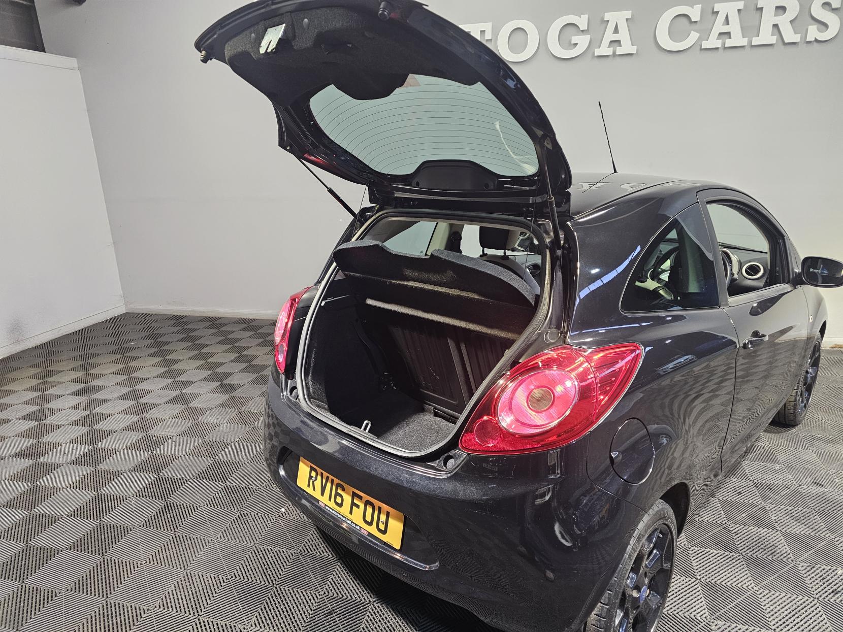 Ford Ka 1.2 Zetec Black Edition Hatchback 3dr Petrol Manual Euro 6 (s/s) (69 ps)