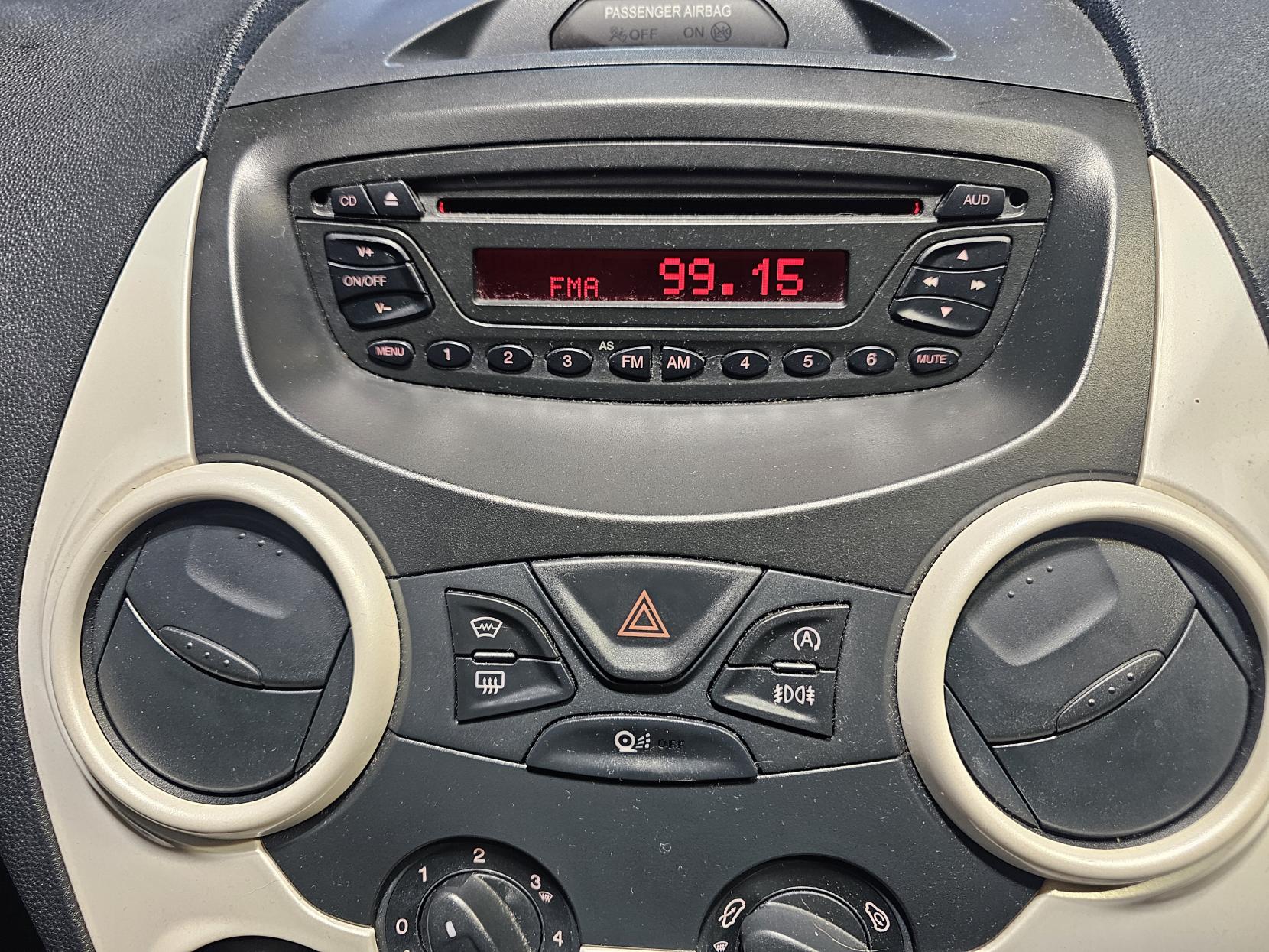 Ford Ka 1.2 Zetec Black Edition Hatchback 3dr Petrol Manual Euro 6 (s/s) (69 ps)