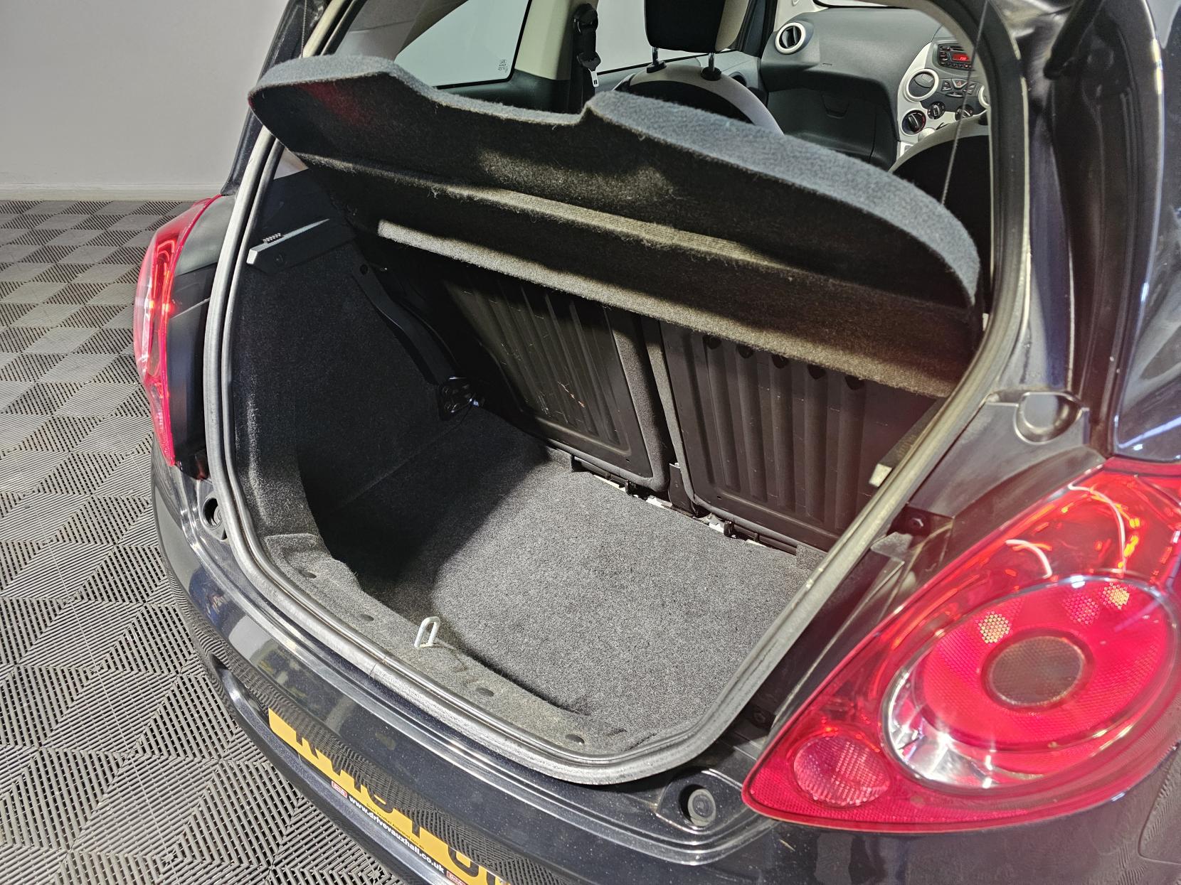 Ford Ka 1.2 Zetec Black Edition Hatchback 3dr Petrol Manual Euro 6 (s/s) (69 ps)