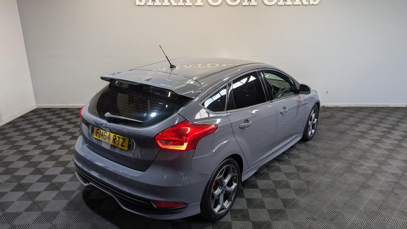 Ford Focus 2.0 TDCi ST-3 Hatchback 5dr Diesel Manual Euro 6 (s/s) (185 ps)