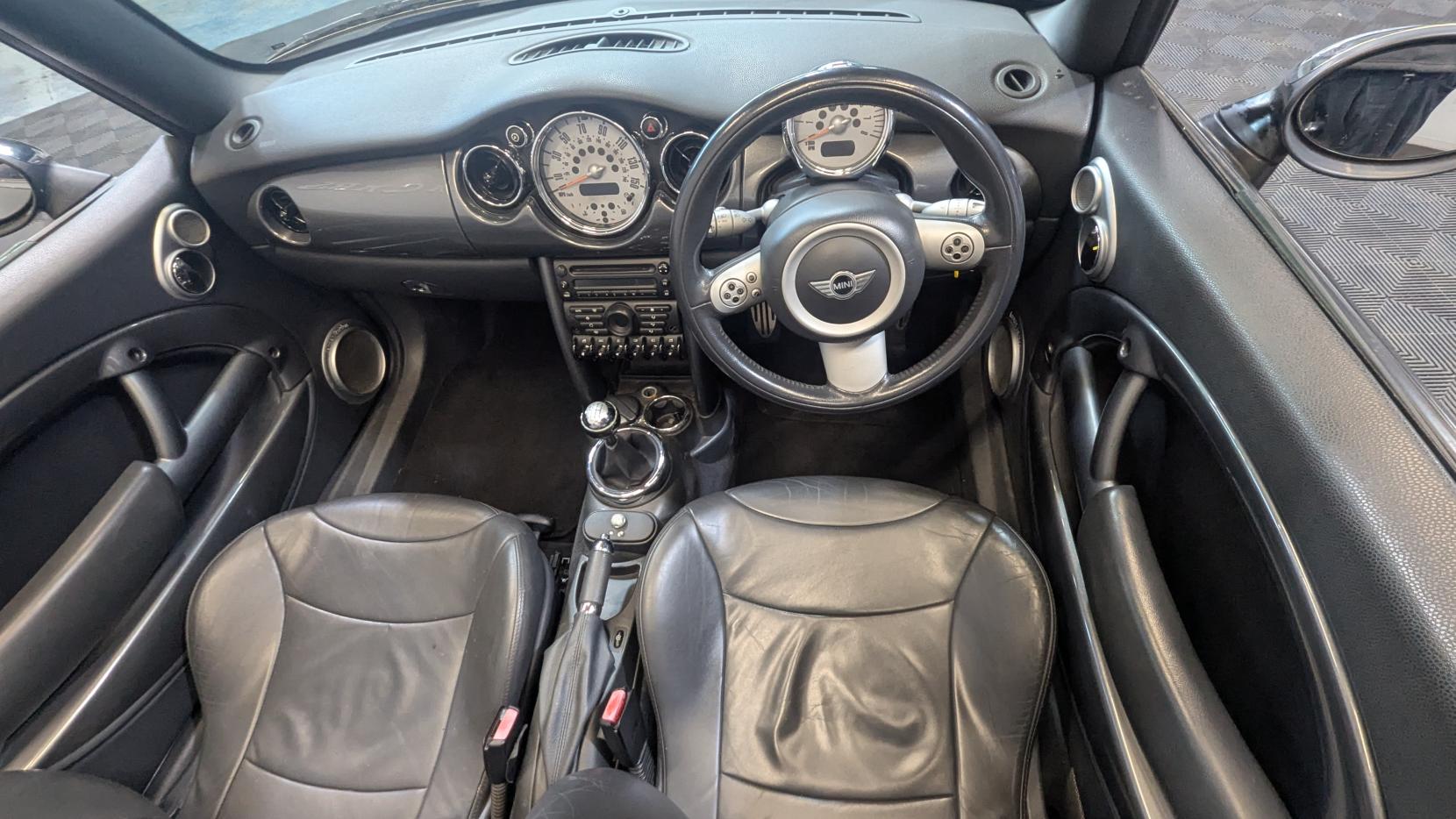 MINI Convertible 1.6 Cooper S Convertible 2dr Petrol Manual Euro 4 (163 bhp)