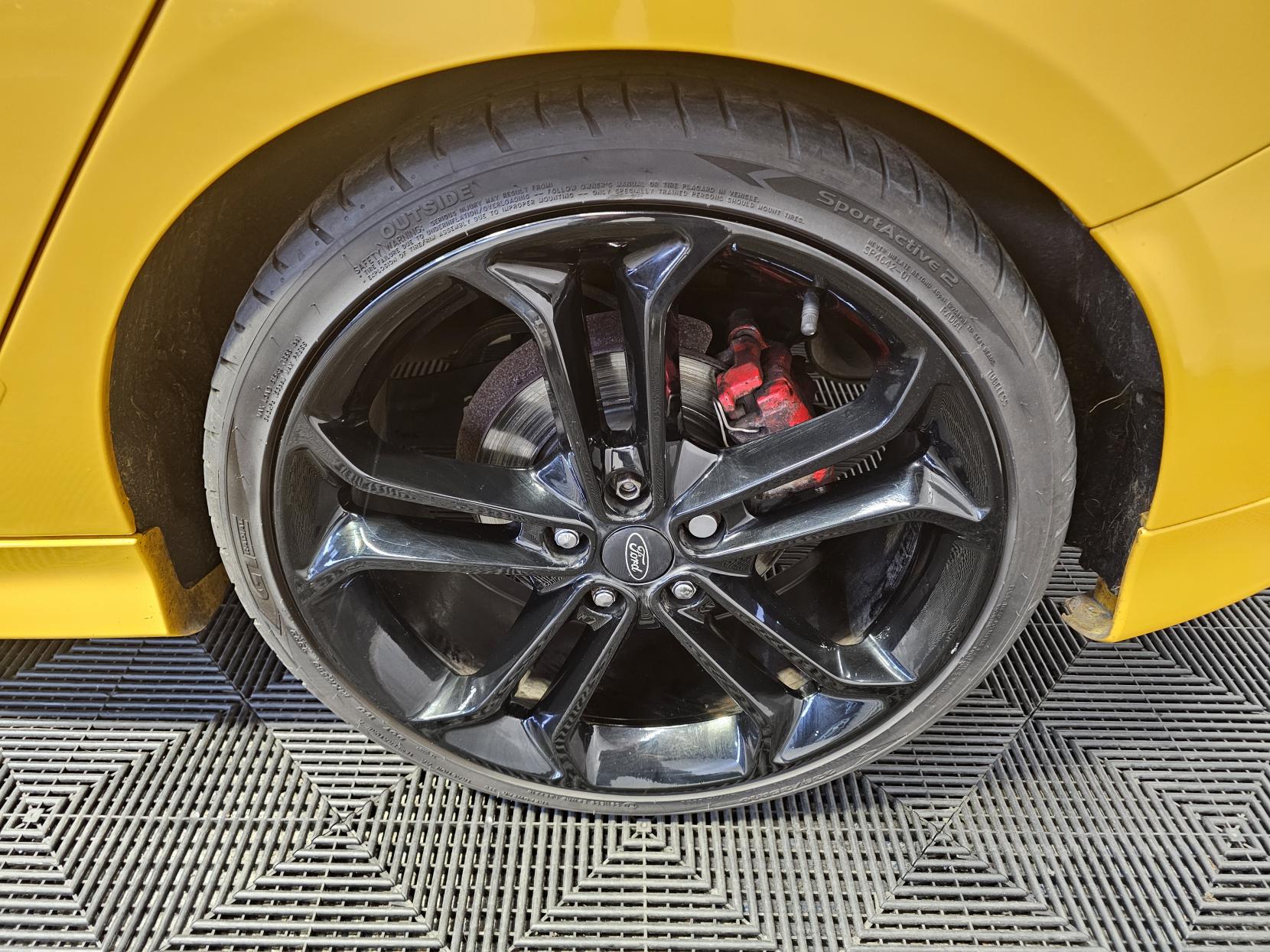 Ford Focus 2.0 TDCi ST-3 Hatchback 5dr Diesel Manual Euro 6 (s/s) (185 ps)