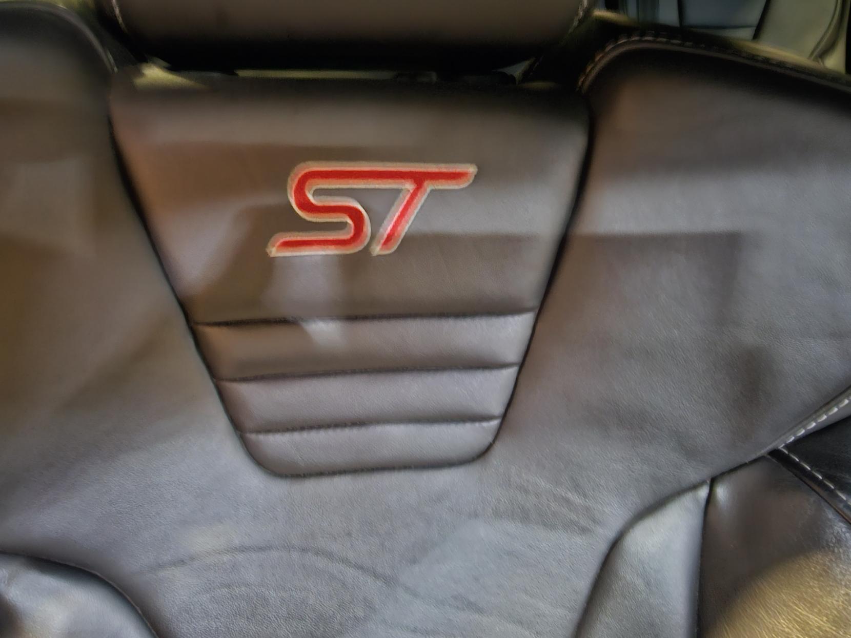 Ford Focus 2.0 TDCi ST-3 Hatchback 5dr Diesel Manual Euro 6 (s/s) (185 ps)