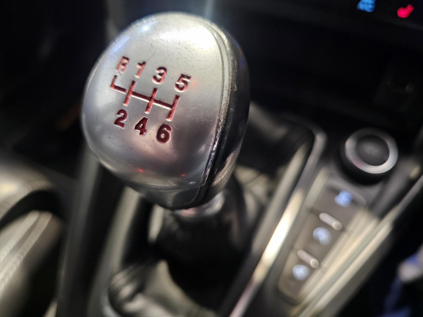 Ford Focus 2.0 TDCi ST-3 Hatchback 5dr Diesel Manual Euro 6 (s/s) (185 ps)