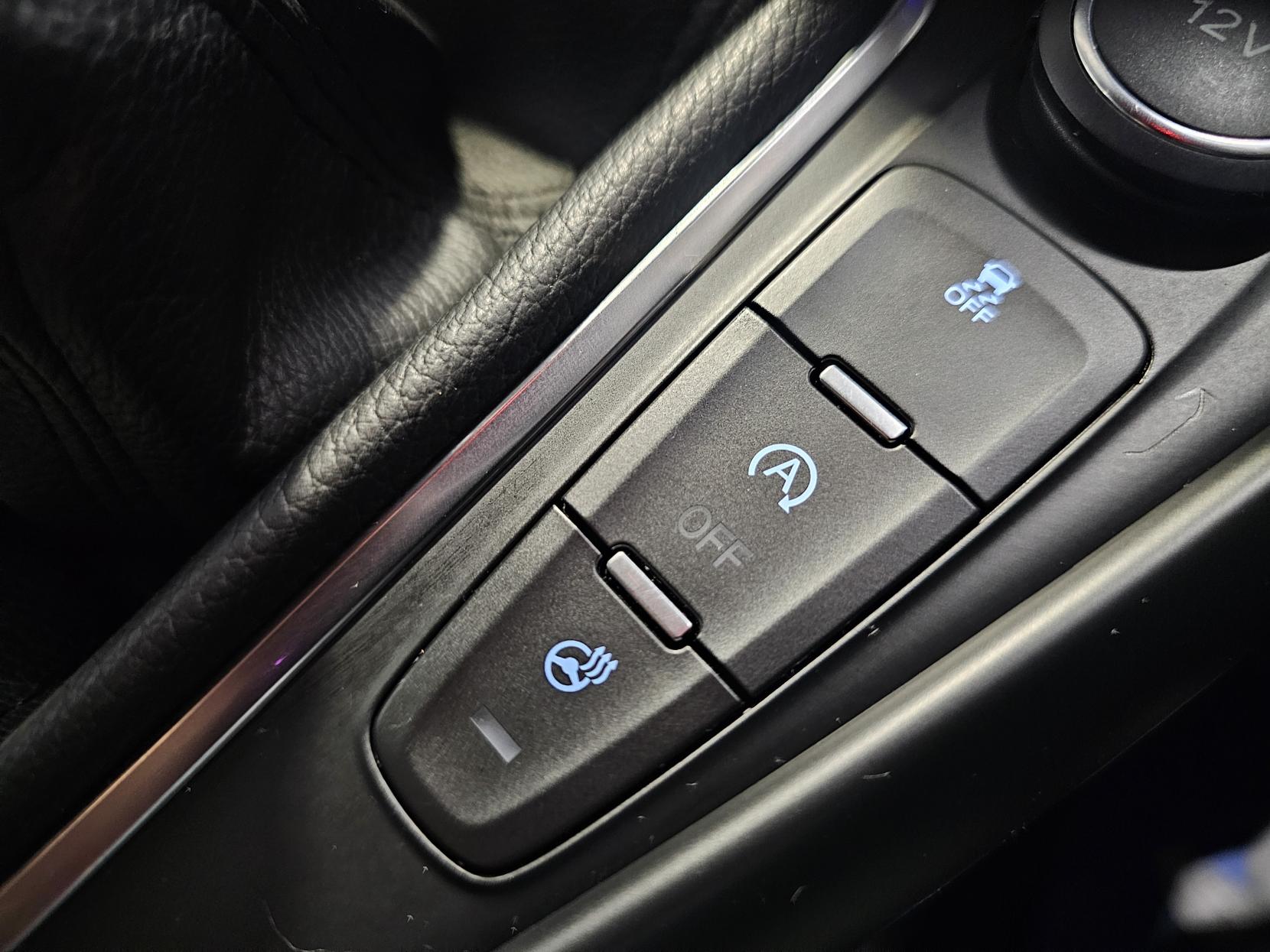 Ford Focus 2.0 TDCi ST-3 Hatchback 5dr Diesel Manual Euro 6 (s/s) (185 ps)