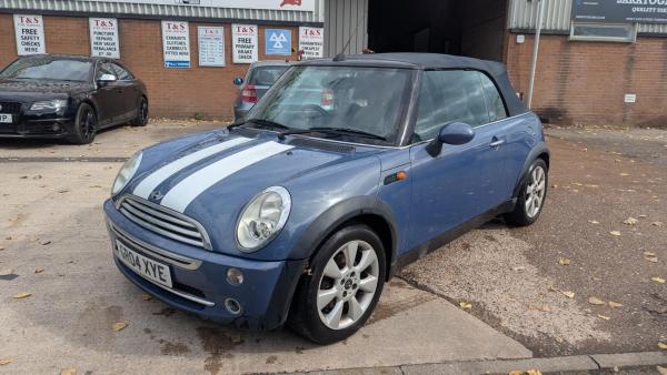 MINI Convertible 1.6 Cooper Convertible 2dr Petrol Manual Euro 3 (115 ps)