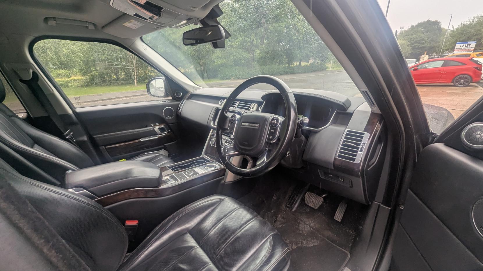 Land Rover Range Rover 4.4 SD V8 Vogue SE SUV 5dr Diesel Auto 4WD Euro 5 (339 ps)