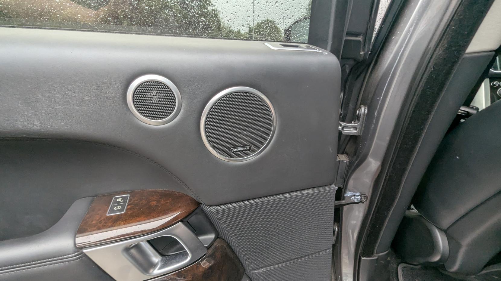 Land Rover Range Rover 4.4 SD V8 Vogue SE SUV 5dr Diesel Auto 4WD Euro 5 (339 ps)