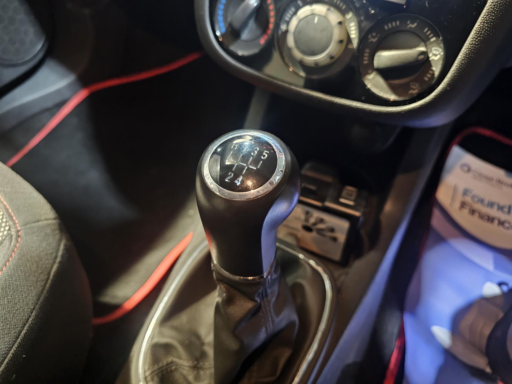 Vauxhall Corsa 1.2 16V Limited Edition Hatchback 3dr Petrol Manual Euro 5 (85 ps)