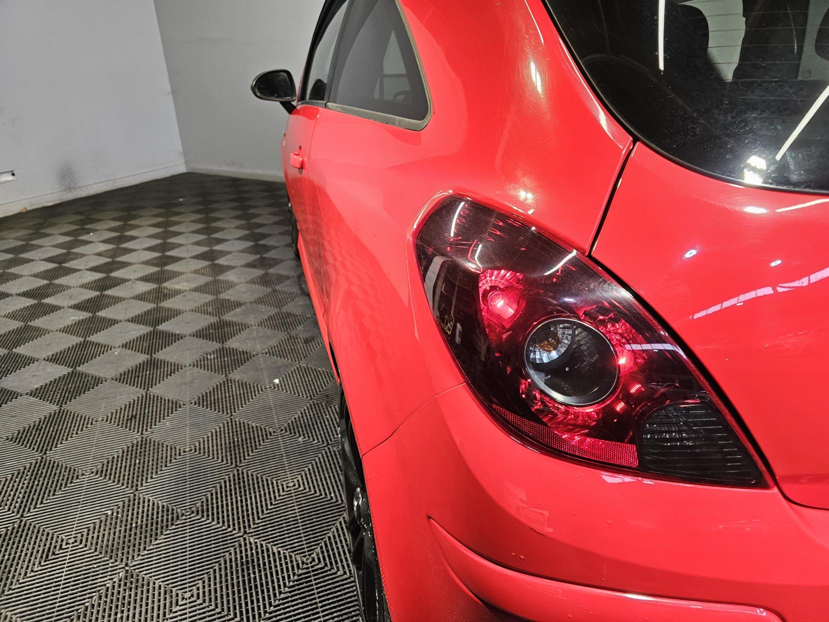 Vauxhall Corsa 1.2 16V Limited Edition Hatchback 3dr Petrol Manual Euro 5 (85 ps)