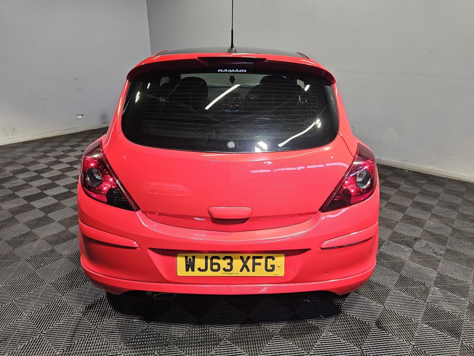 Vauxhall Corsa 1.2 16V Limited Edition Hatchback 3dr Petrol Manual Euro 5 (85 ps)