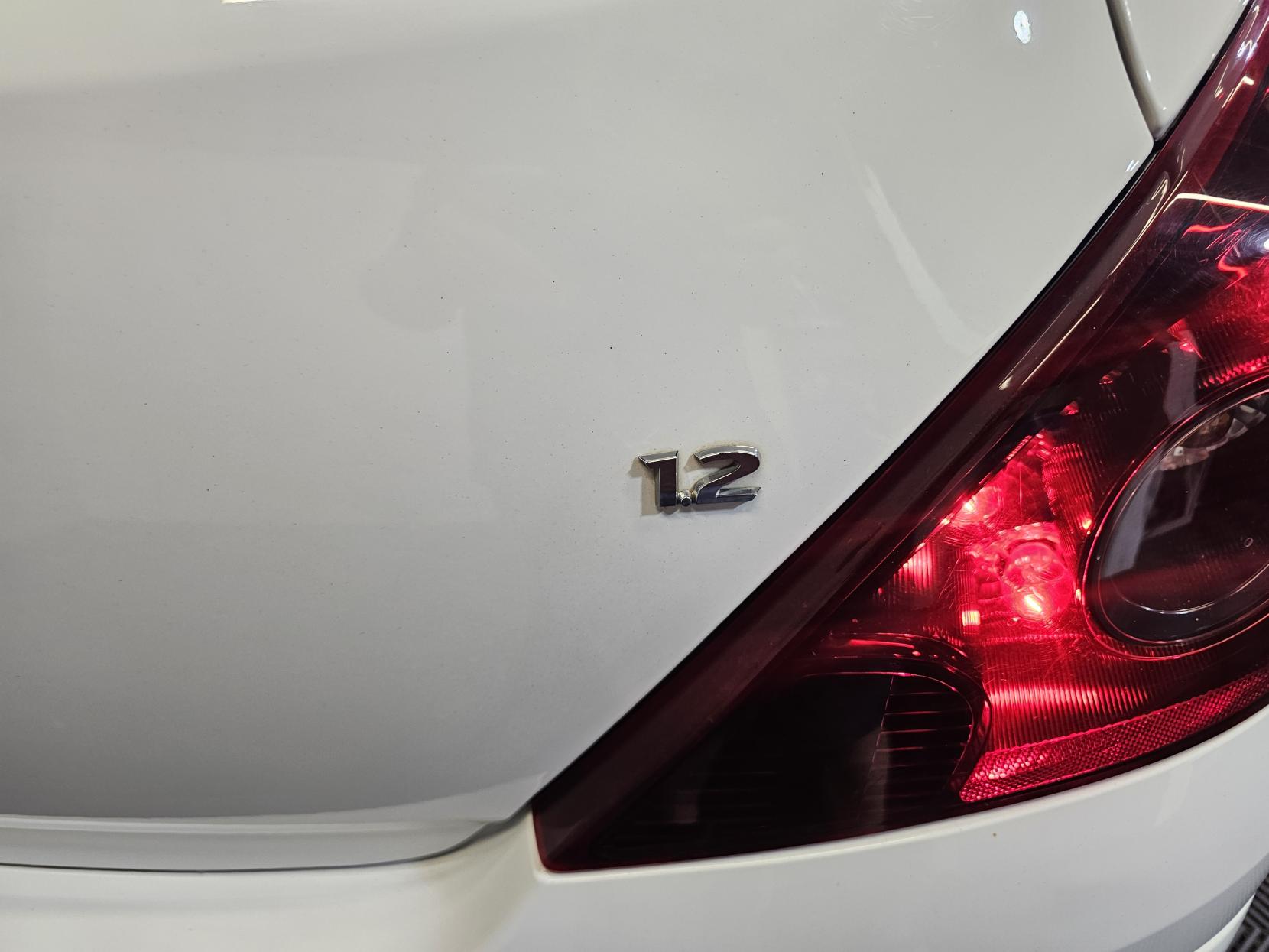 Vauxhall Corsa 1.2 16V Limited Edition Hatchback 3dr Petrol Manual Euro 5 (85 ps)
