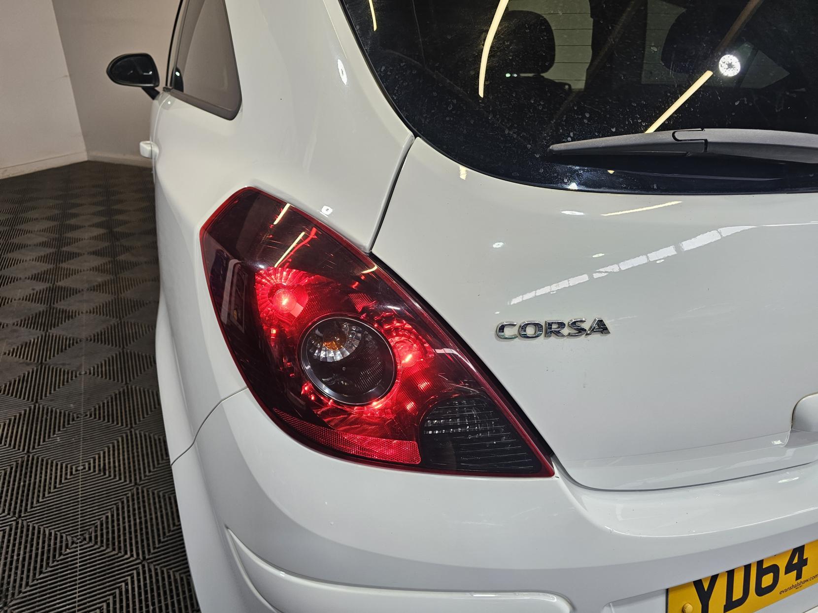 Vauxhall Corsa 1.2 16V Limited Edition Hatchback 3dr Petrol Manual Euro 5 (85 ps)