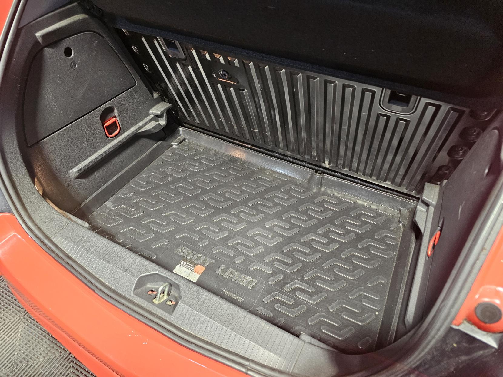 Vauxhall Corsa 1.2i 16v Limited Edition Hatchback 3dr Petrol Manual (a/c) (124 g/km, 84 bhp)