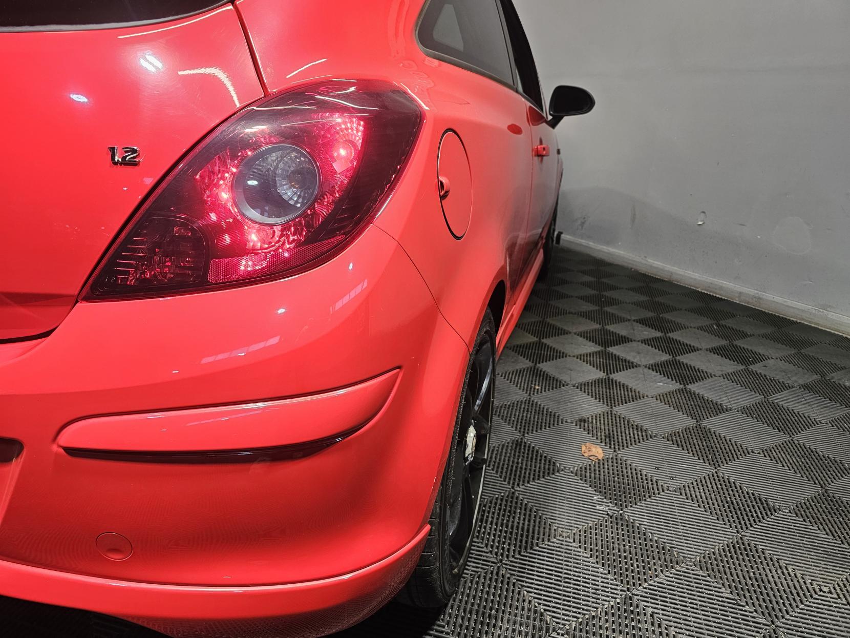 Vauxhall Corsa 1.2i 16v Limited Edition Hatchback 3dr Petrol Manual (a/c) (124 g/km, 84 bhp)