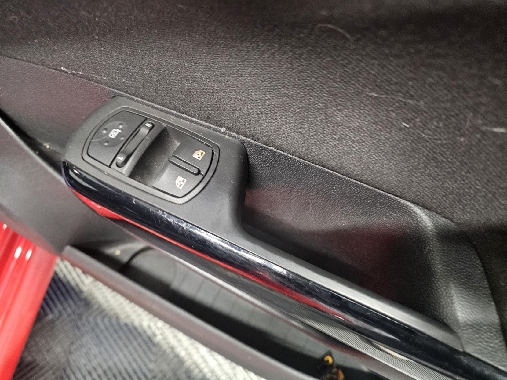 Vauxhall Corsa 1.2i 16v Limited Edition Hatchback 3dr Petrol Manual (a/c) (124 g/km, 84 bhp)